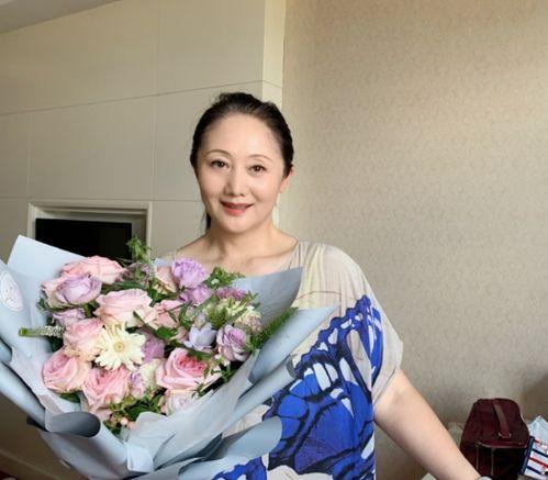 田小山制片人照片,光影背后的掌舵者